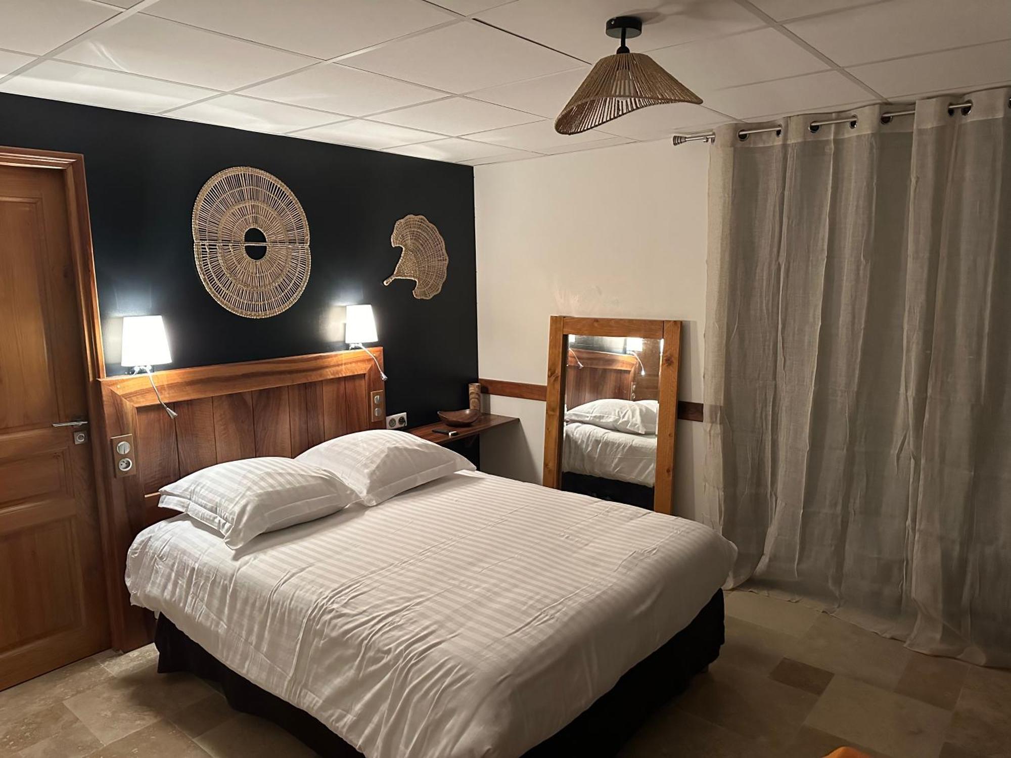 Bed and Breakfast La Ferme De Maraval Cenac-et-Saint-Julien Экстерьер фото